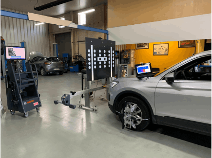 Atelier réparation voiture réglage caméra villefranche